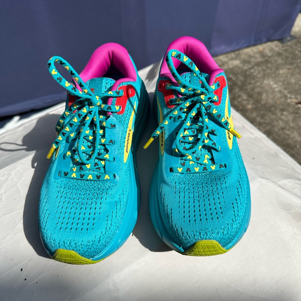 Women’s Brooks x RunDisney Ghost Max 2